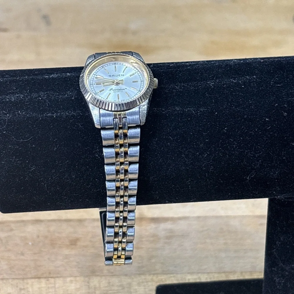 Vintage Gruen Precision Quartz Women's Two Tone Watch Tested Working